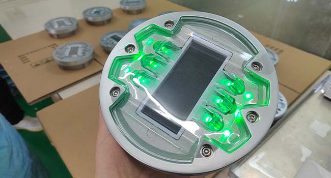 solar road studs